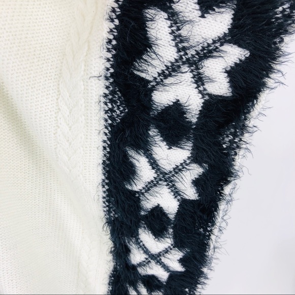 NWT Ivory Black Cowl Neck Poncho Sweater SM/MED - Picture 5 of 8